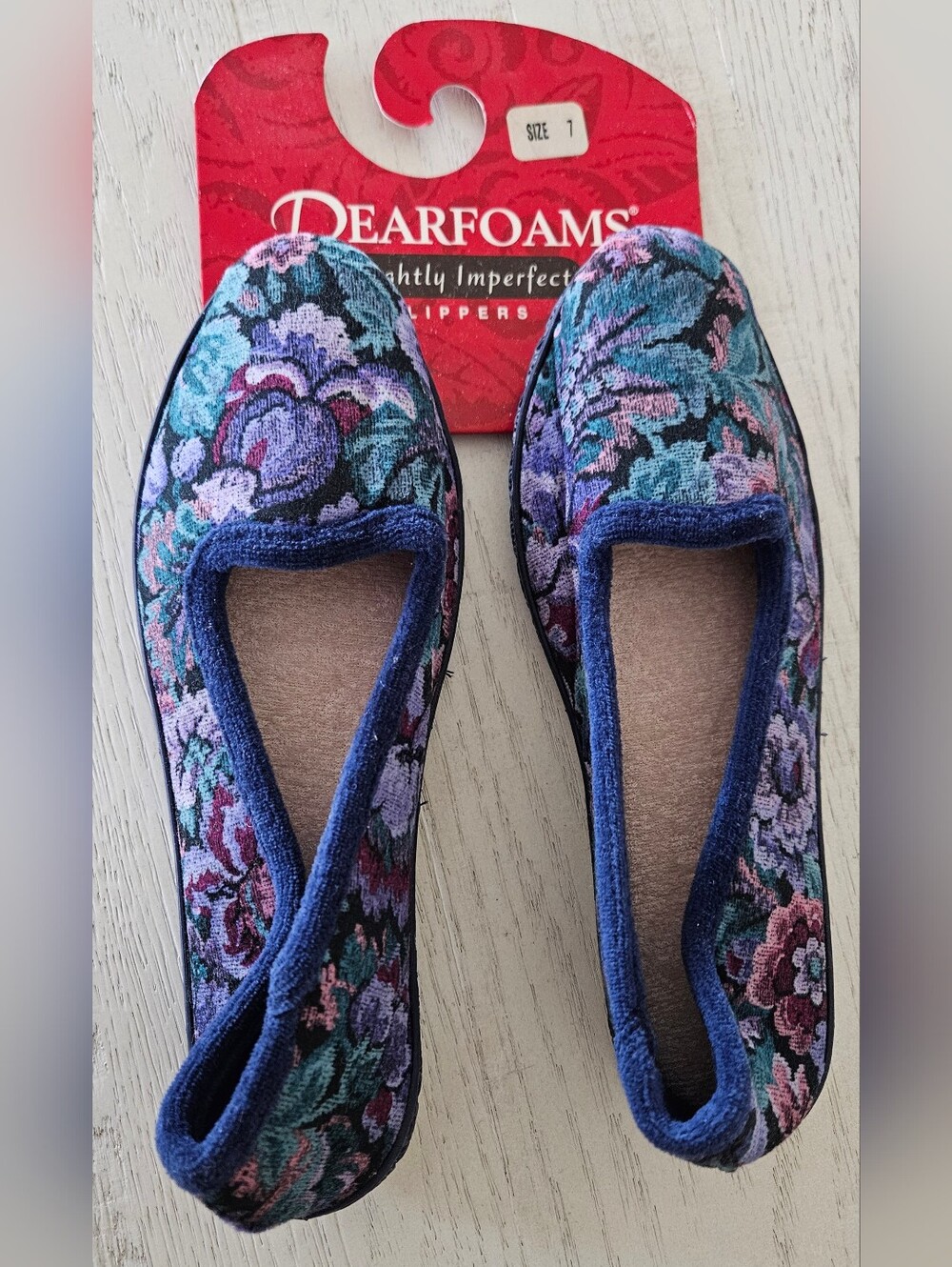 Dearfoams Blue/Purple Floral Memory Foam Slippers Slightly Imperfect NOS Size 7